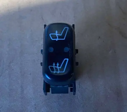 Mercedes-Benz E W210 Seat heating switch 2108207510 501248167