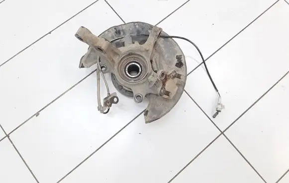 Toyota Avensis T250 Front wheel hub spindle knuckle