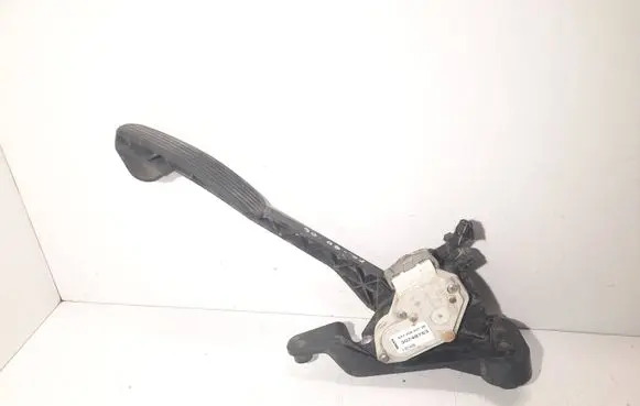Volvo XC90 Accelerator throttle pedal 30748753