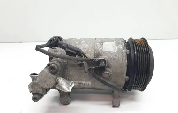 BMW X4 F26 Air conditioning (A/C) compressor (pump) 