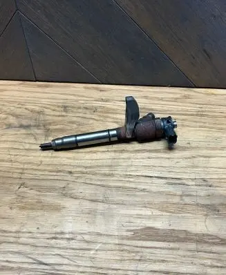 Hyundai i20 (GB IB) Fuel injector 0445110587