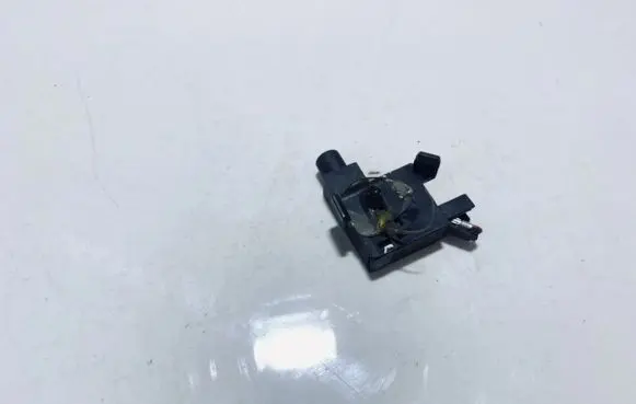 Audi A3 S3 8L Sensor 1j0947561