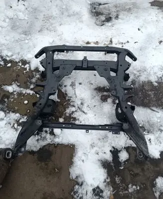 BMW X5 E70 Front subframe