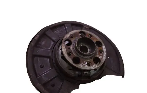 Mercedes-Benz CLS C218 X218 Rear wheel hub 7708