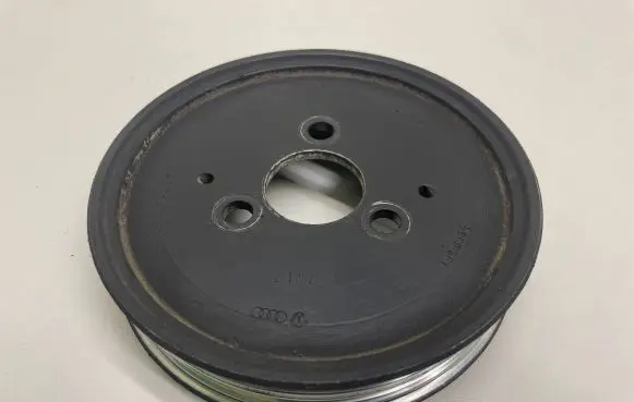 Audi Q7 4L Power steering pump pulley 059145255C