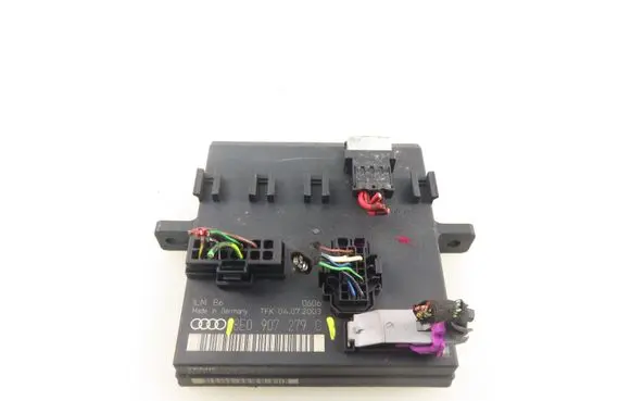 Audi A4 S4 B6 8E 8H Light module LCM 8E0907279C