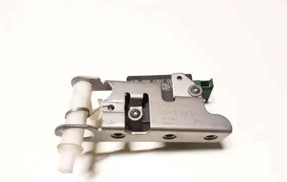 Land Rover Discovery 3 - LR3 Central locking motor 40620482 01067005041 51247016050