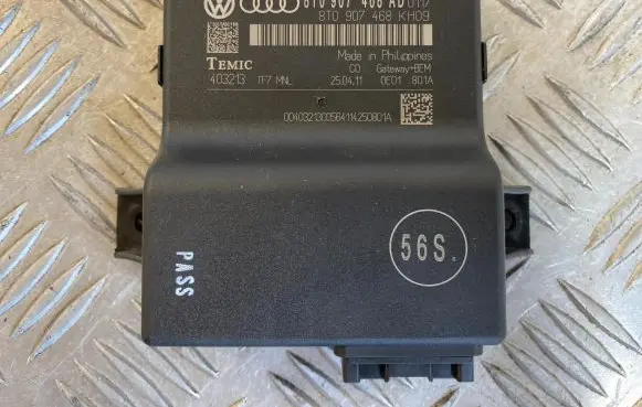 Audi A4 S4 B8 8K Gateway control module 8T0907468AD