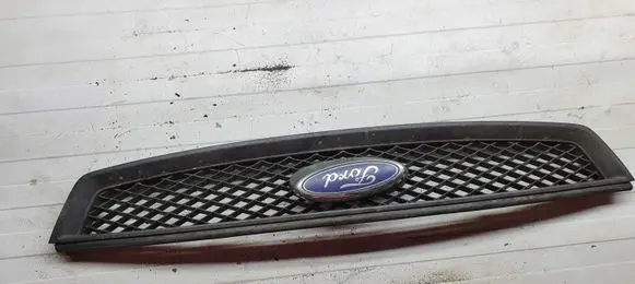 Ford Focus Front grill 4M518C436A