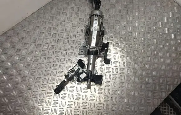 Steering wheel axle set