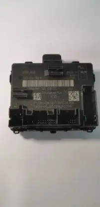 Volkswagen Passat Alltrack Door control unit/module 5Q0959593K 5Q0959593F