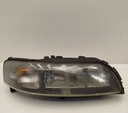 Volvo V70 Headlight/headlamp 8620687 89004806