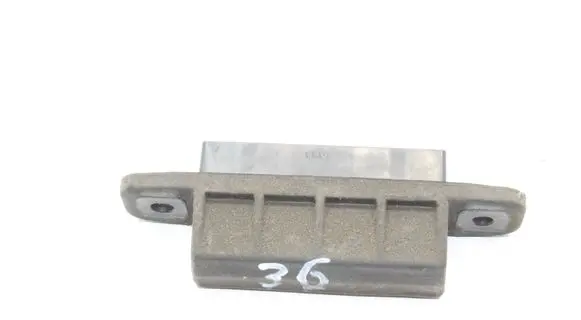 Toyota Avensis T270 Tailgate/boot open switch button 