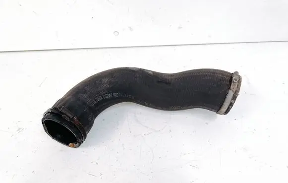 Volvo XC60 Intercooler hose/pipe 31338092