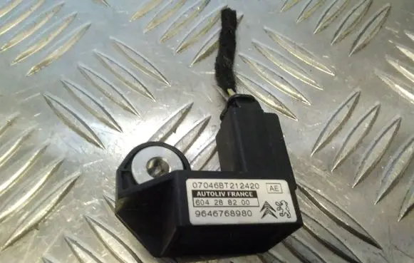 Citroen C4 I Airbag deployment crash/impact sensor 604288200 9646768980