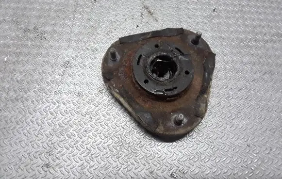 Toyota Corolla Verso AR10 Front upper strut mount 