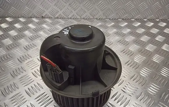 Ford Galaxy Front door blower motor 7M1819021D