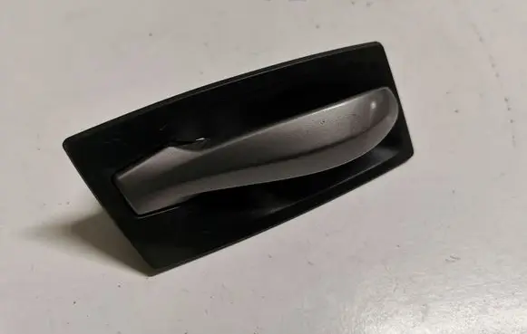 BMW 5 E60 E61 Front door interior handle 7034288