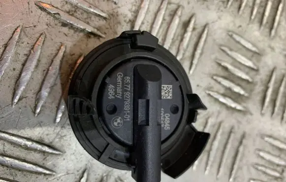 BMW 7 G11 G12 Sensor