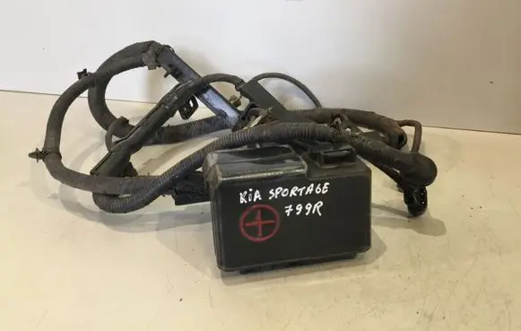 KIA Sportage Positive cable (battery) 918503U311