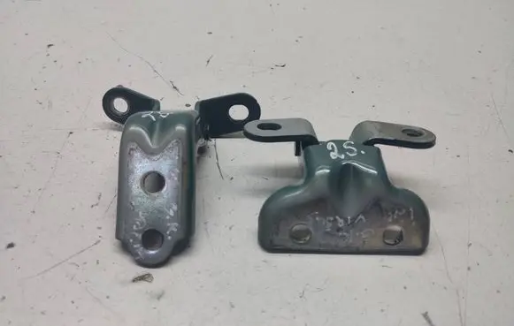 Hyundai i20 (BC3 BI3) Rear door hinge set 