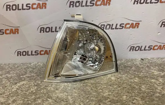 Skoda Octavia Mk1 (1U) Front indicator light 086651503LF 6651503LUE