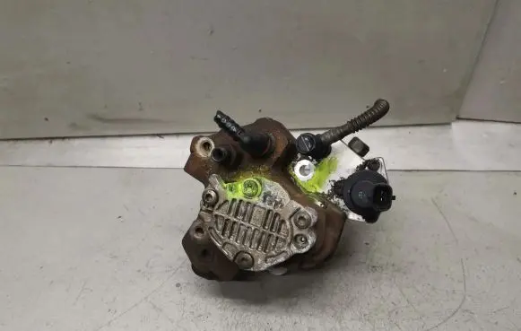 Renault Scenic II - Grand scenic II Fuel injection high pressure pump 0445010075