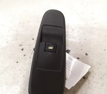 Citroen C4 I Picasso Electric window control switch 96639377ZD