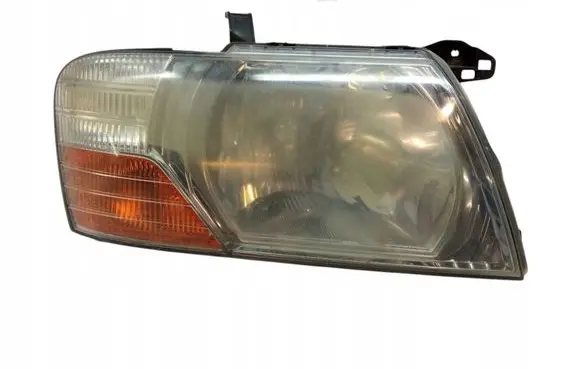 Mitsubishi Pajero Headlight/headlamp