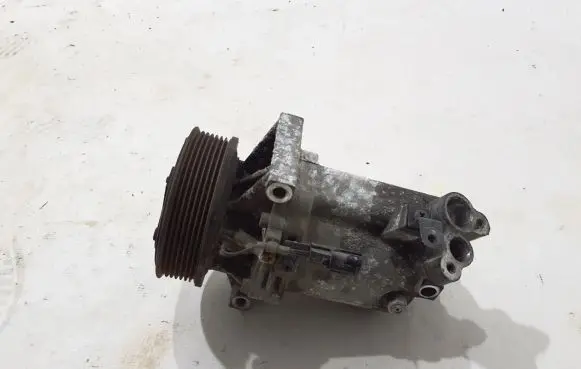 Dacia Lodgy Air conditioning (A/C) compressor (pump) 926008367R