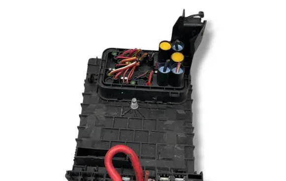 Volkswagen Golf V Fuse box set 017181281 017181301