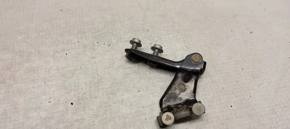 Volkswagen Caddy Sliding door upper roller guide/hinge 2K0843335A KA6669L KA6670R