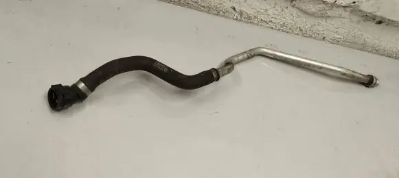Mercedes-Benz GLE (W166 - C292) Engine coolant pipe/hose A1665009475