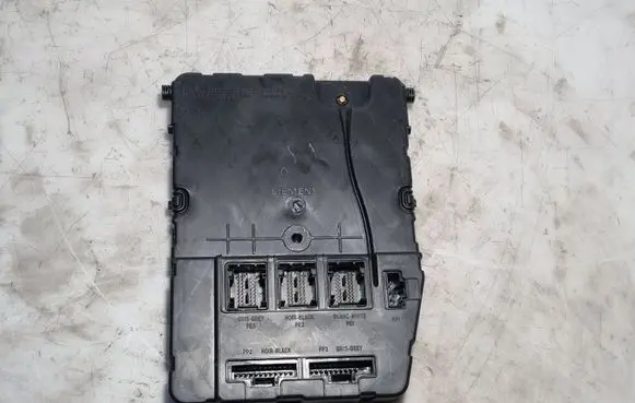Renault Scenic II - Grand scenic II Comfort/convenience module 8200525386 S118400250D