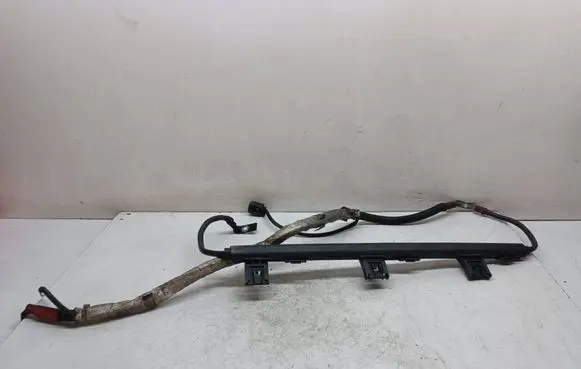 BMW 3 E90 E91 Positive cable (battery) 