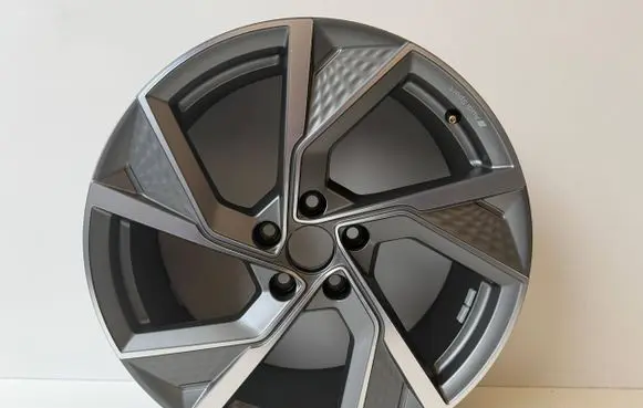 Audi A3 8Y R19 alloy rim 8Y0601025Q