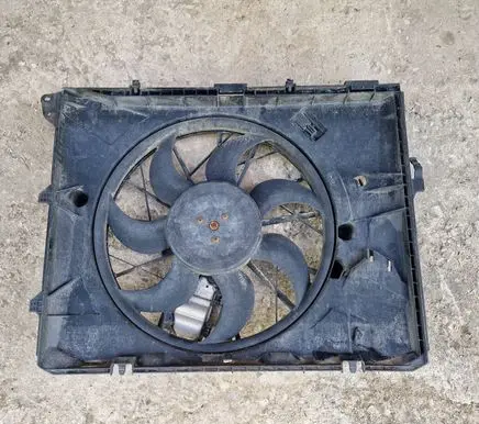 BMW 3 E90 E91 Electric radiator cooling fan 7563259 7561711