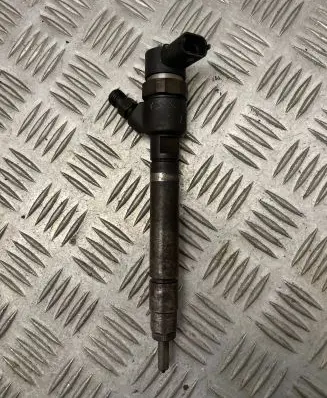 Volvo S80 Fuel injector 30750283 0445110251