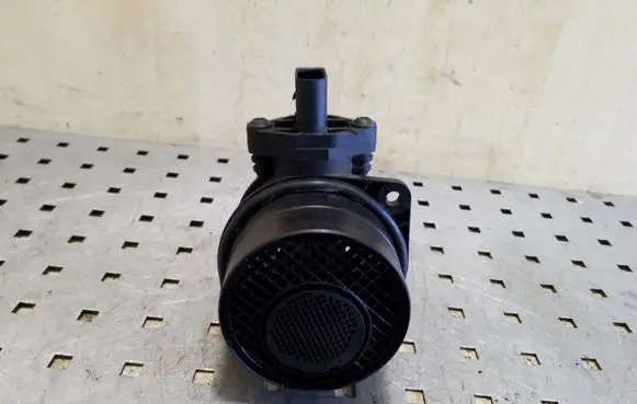 Mitsubishi Outlander Mass air flow meter 0281002461 074906461B