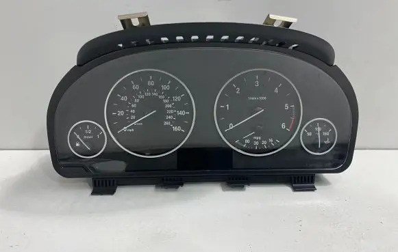 BMW X3 F25 Speedometer (instrument cluster) 9232890