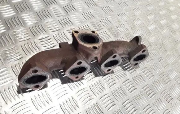 BMW X3 E83 Exhaust manifold 7790219001