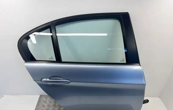 BMW 3 E90 E91 Rear door