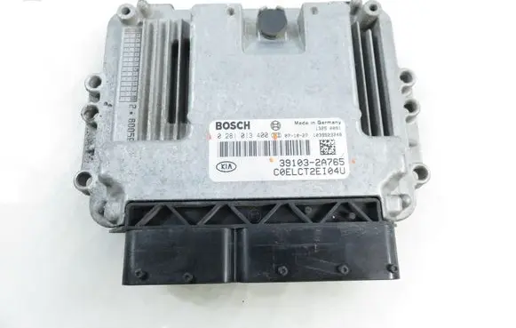 KIA Ceed Engine control unit/module 391032A765 0281013400