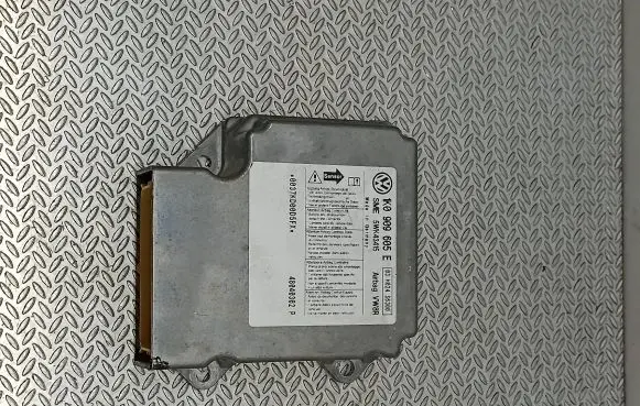 Volkswagen Golf V Airbag control unit/module 1K0909605E 5WK43415 03H024S6300
