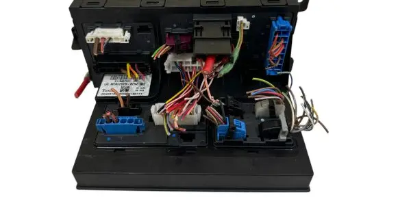 Mercedes-Benz E W211 Fuse module 2115457701