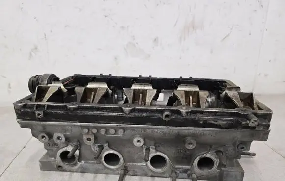 Engine head