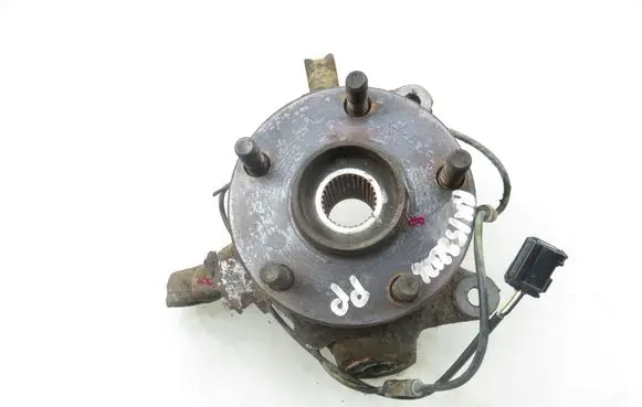 Toyota RAV 4 (XA30) Front wheel hub spindle knuckle 