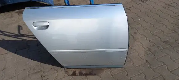 Audi A6 S6 C5 4B Rear door
