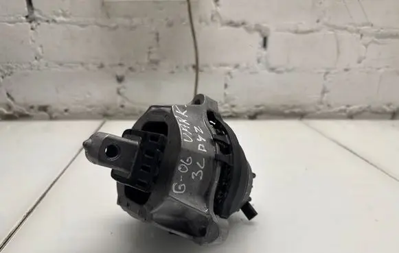 BMW X6 G06 Engine mount bracket 9846461