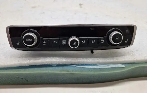 Audi A3 S3 8V Climate control unit